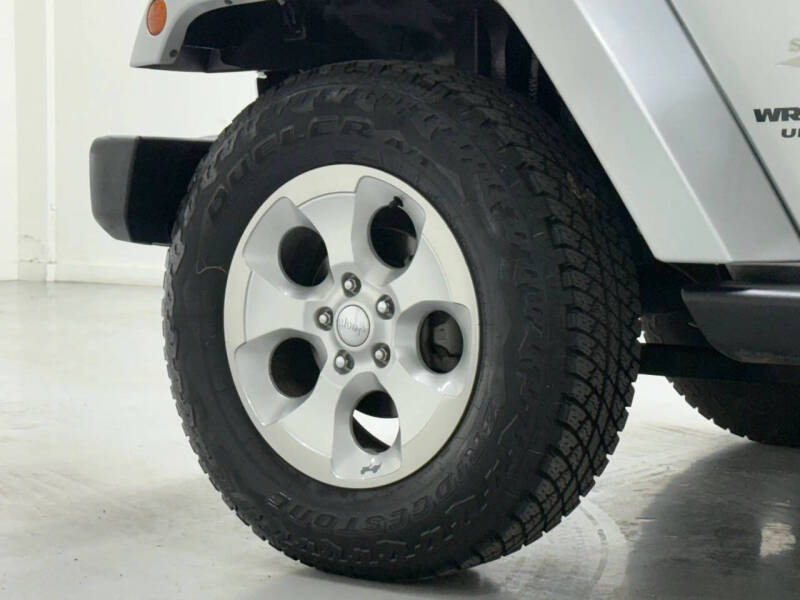 2011 Jeep Wrangler Unlimited Sahara