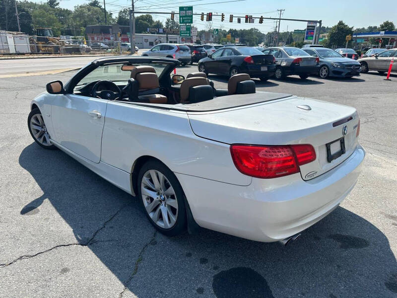 2011 BMW 3 Series 328i