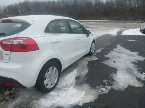 2014 Kia Rio 5-Door LX