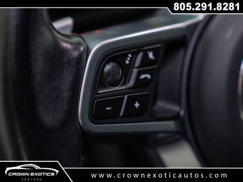 2023 Porsche Cayenne Platinum Edition