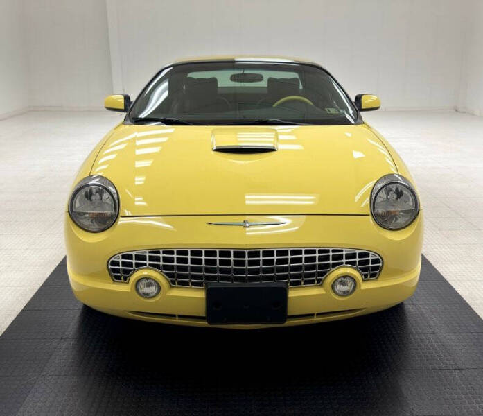 2002 Ford Thunderbird Deluxe