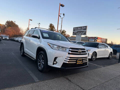 2017 Toyota Highlander