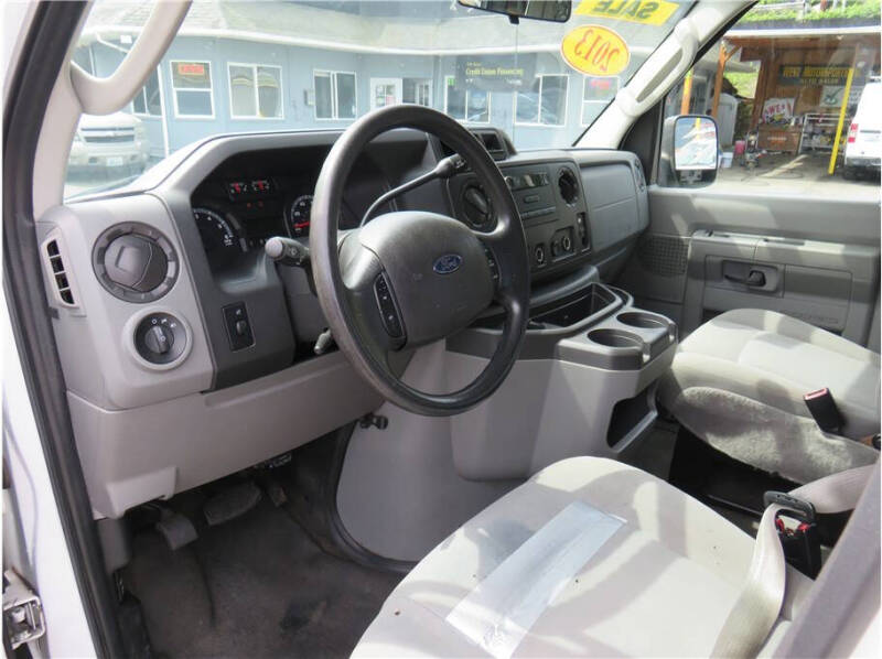 2013 Ford E-Series E-250