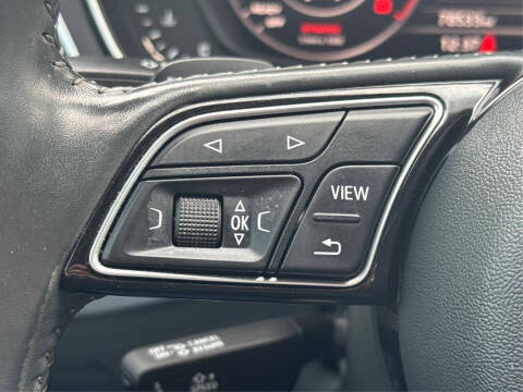 2017 Audi A4 2.0T quattro Premium Plus