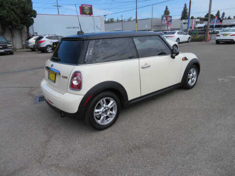 2011 MINI Cooper