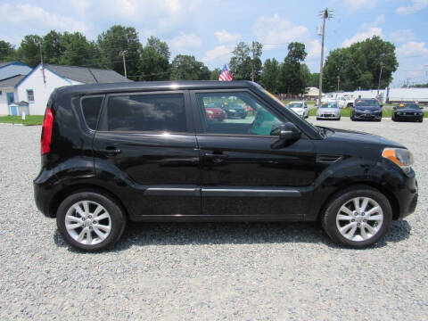 2013 Kia Soul +