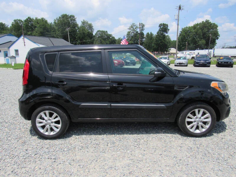 2013 Kia Soul +