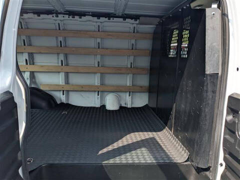 2023 Chevrolet Express 2500