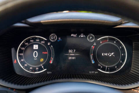 2022 Aston Martin DBX