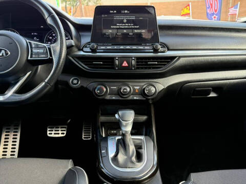 2021 Kia Forte GT Line