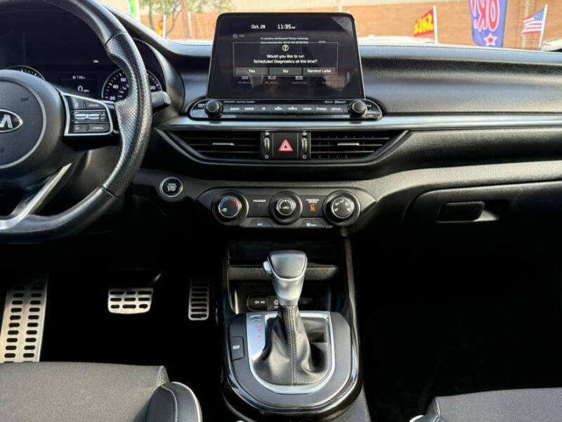 2021 Kia Forte GT Line