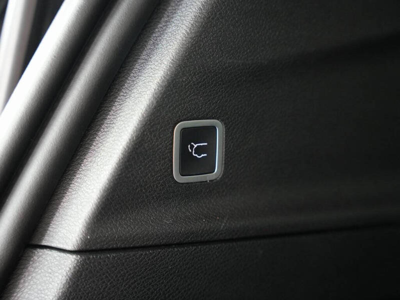 2019 Chrysler Pacifica Hybrid Limited