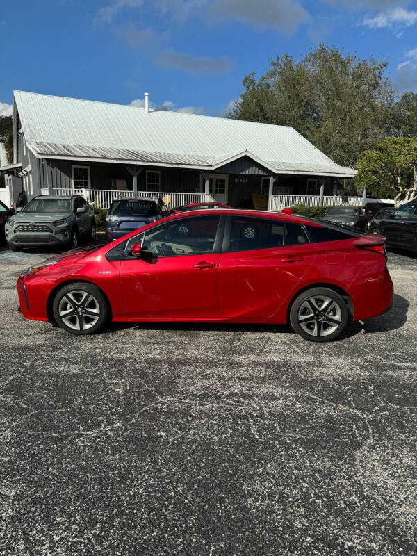 2019 Toyota Prius XLE