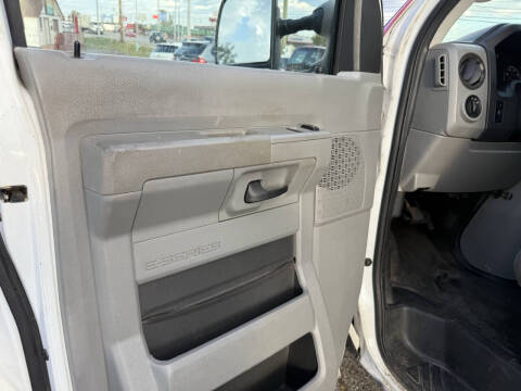 2011 Ford E-Series E-250