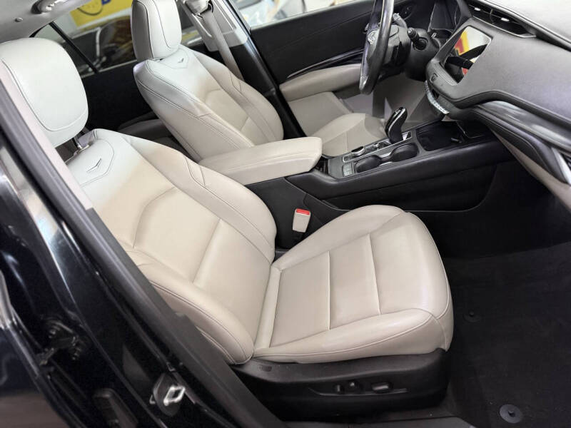 2020 Cadillac XT4 Luxury