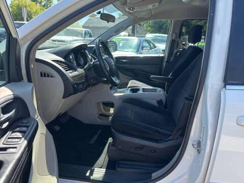2011 Dodge Grand Caravan Crew