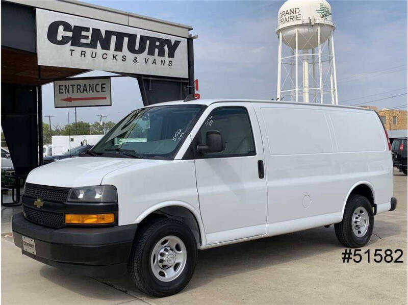 2020 Chevrolet Express Cargo Work Van's photo