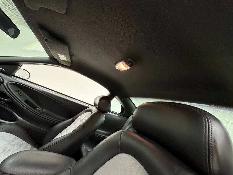 2001 Ford Mustang SVT Cobra