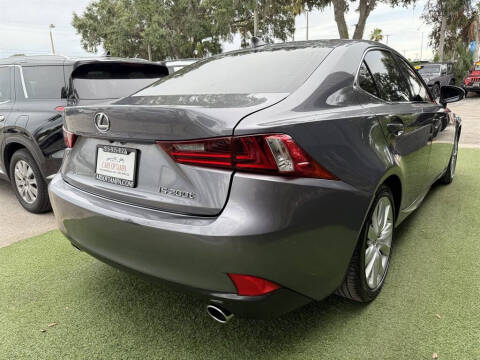 2016 Lexus IS 200t