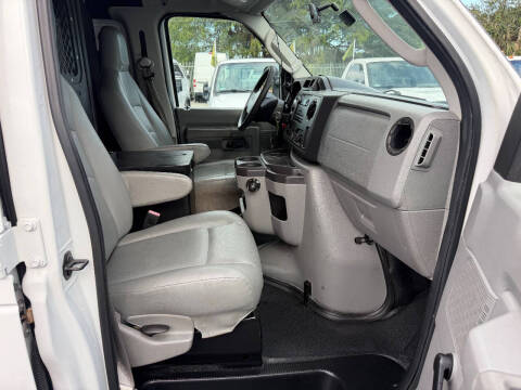2011 Ford E-Series E-250