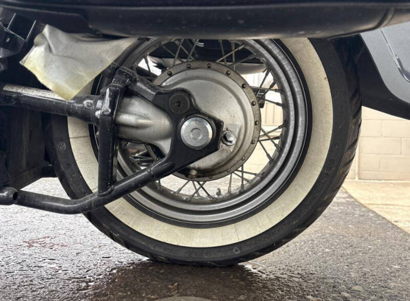 2006 Suzuki Boulevard