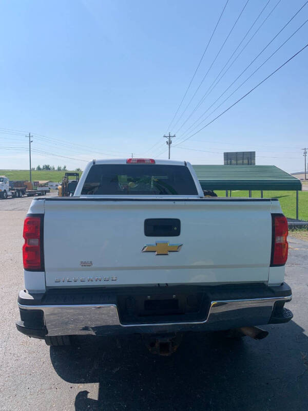 2018 Chevrolet Silverado 2500HD Work Truck photo 7