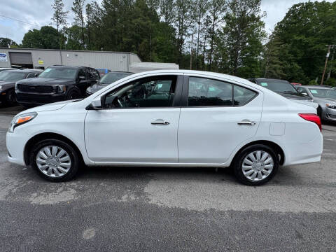 2019 Nissan Versa SV