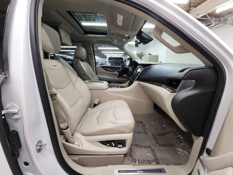 2020 Cadillac Escalade ESV Premium Luxury