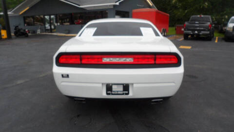 2014 Dodge Challenger SXT