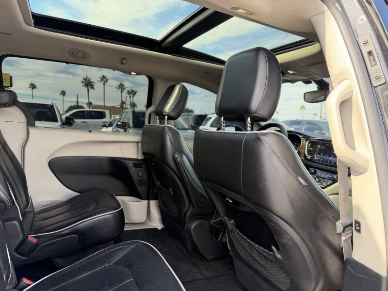 2022 Chrysler Pacifica Limited