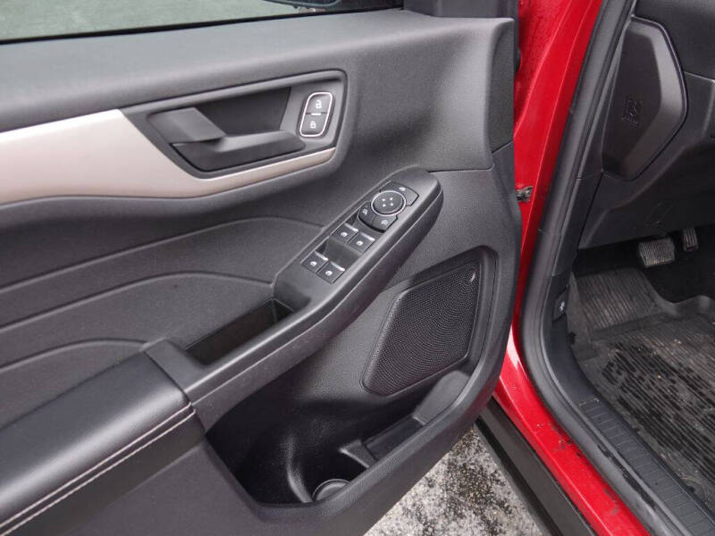 2022 Ford Escape SE