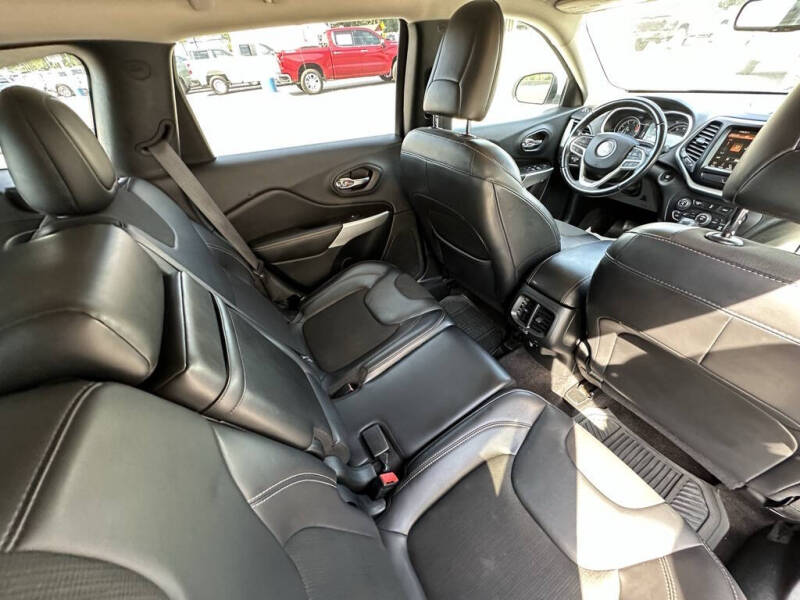 2018 Jeep Cherokee Latitude Plus