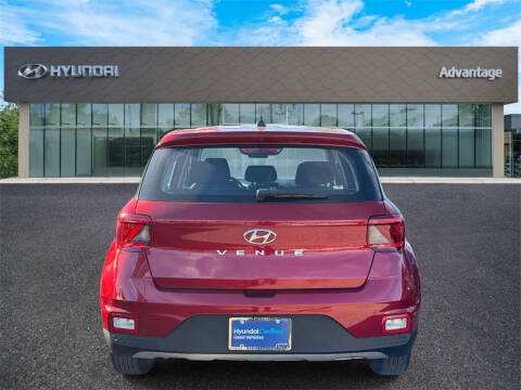 2023 Hyundai Venue SE
