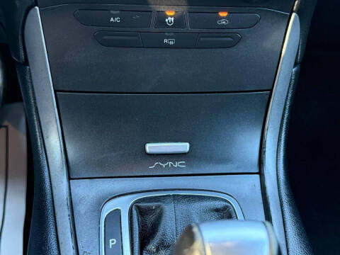 2017 Ford Edge SE