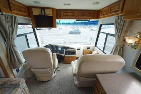 2000 Monaco Dynasty M-37