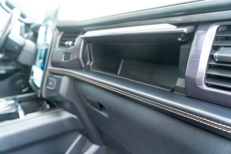 2022 Ford Expedition MAX Platinum