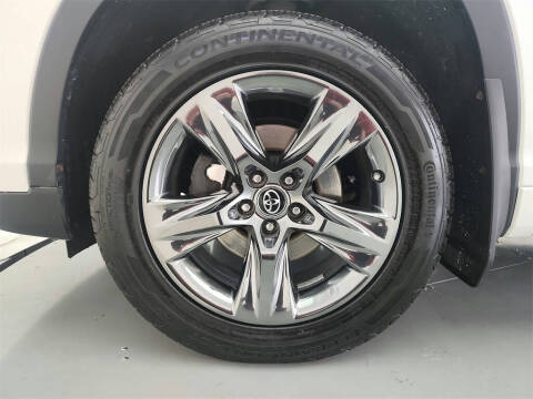 2017 Toyota Highlander Limited