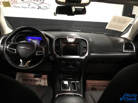 2018 Chrysler 300 Touring