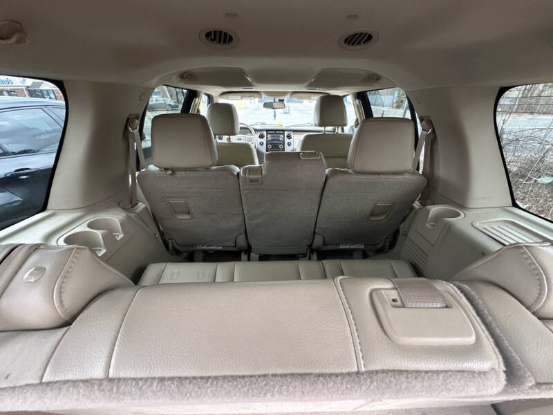 2011 Ford Expedition XLT