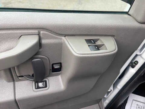 2016 Chevrolet Express LT 3500