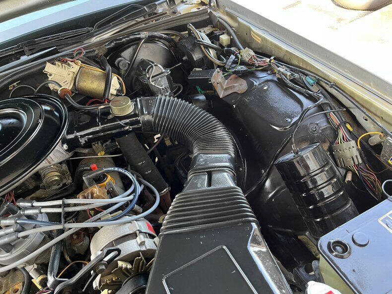 1984 Lincoln Town Car