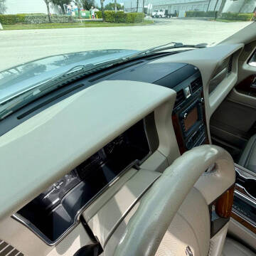 2011 Lincoln Navigator