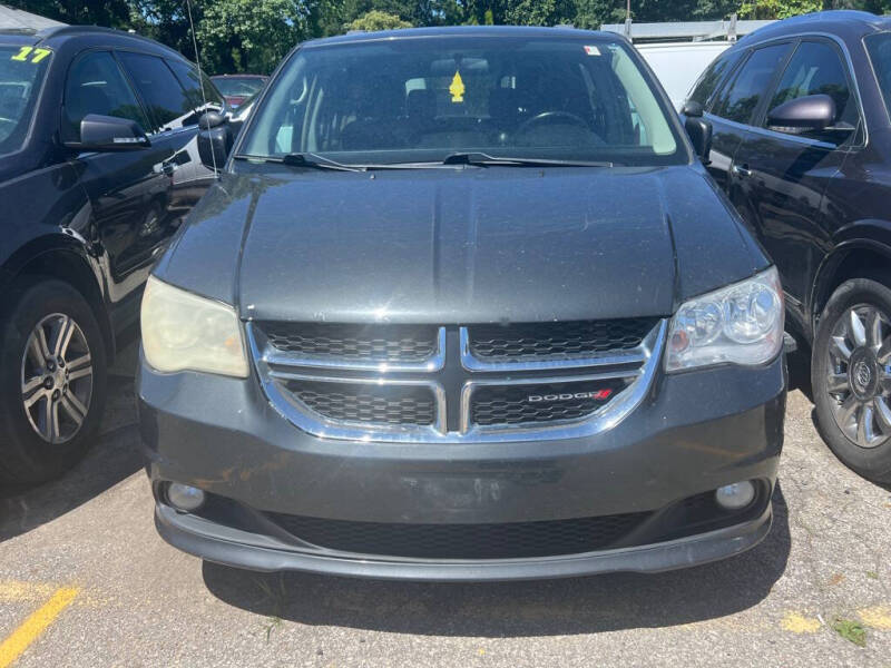 2012 Dodge Grand Caravan Crew's photo