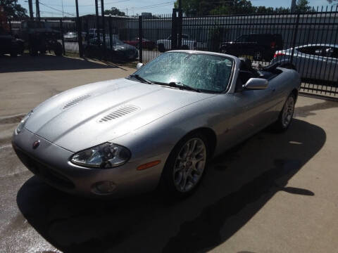 2002 Jaguar XKR