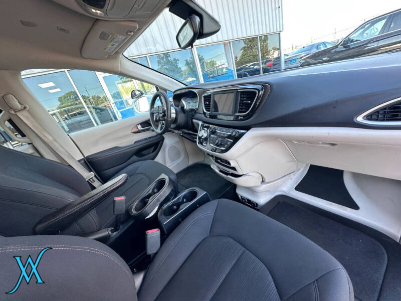 2018 Chrysler Pacifica Touring Plus