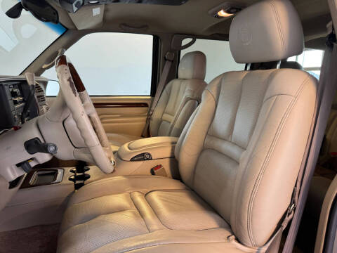 2000 Cadillac Escalade