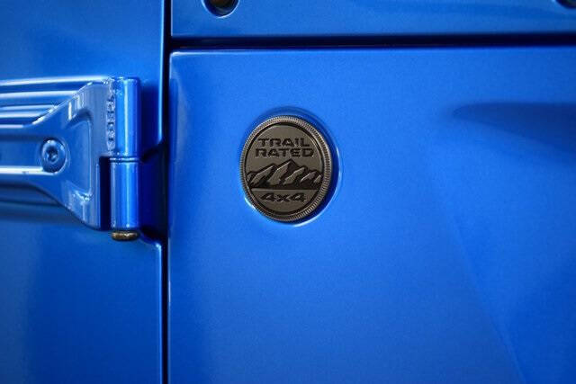 2024 Jeep Gladiator Sport