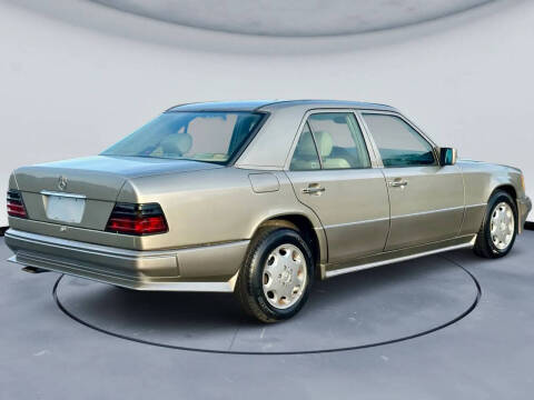 1994 Mercedes-Benz E-Class E 320