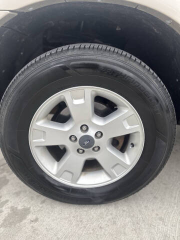 2005 Ford Explorer Eddie Bauer