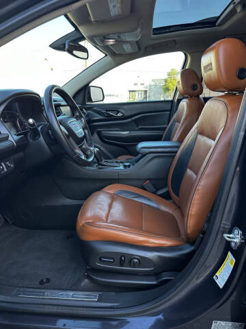 2017 GMC Acadia SLT-1